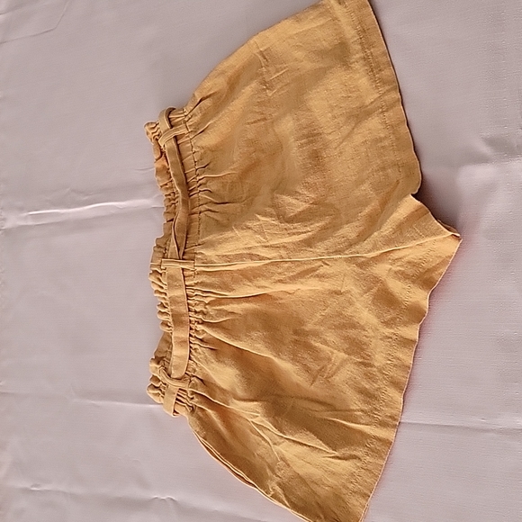 Size M linen shorts with pockets - Picture 2 of 3